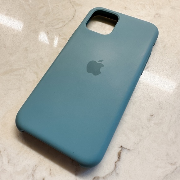 Authentic Apple iPhone 11 Pro Silicone Case - Various Colors - Picture 2 of 15